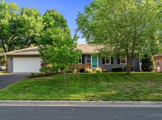 8661 Rich Rd, Bloomington, MN 55437