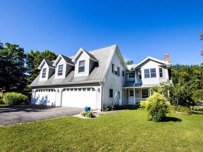 2836 Transit Rd, Orchard Park, NY, 14127