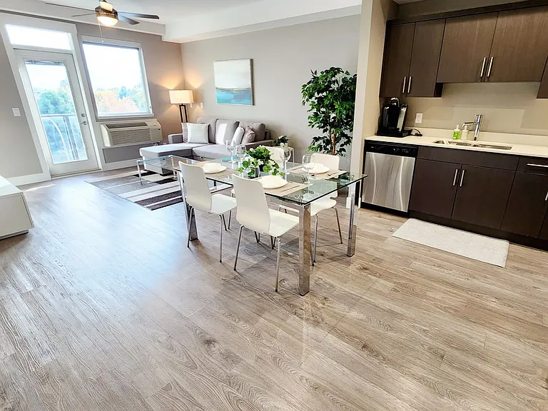 925 Leon Ave #527 — Photo 3