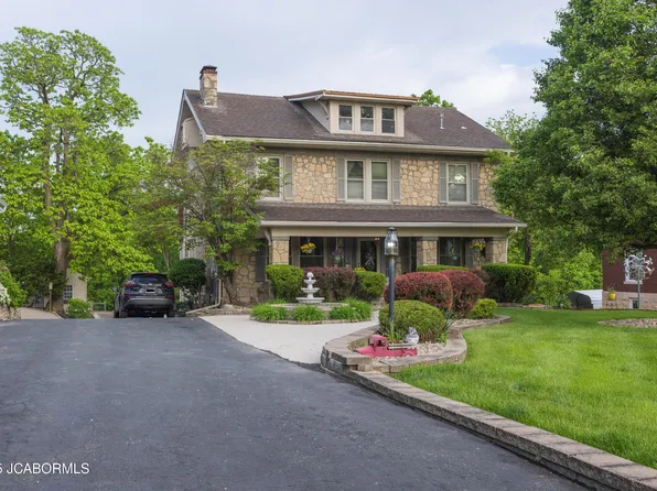 1116 Moreau Dr, Jefferson City, MO 65101