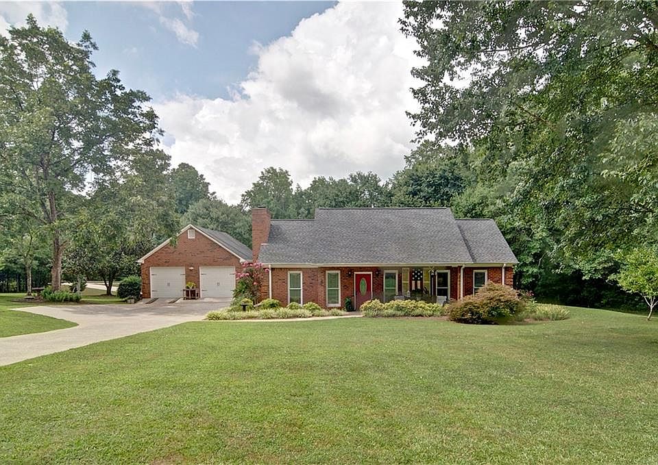 1st image of 41 Ruff Harris Dr