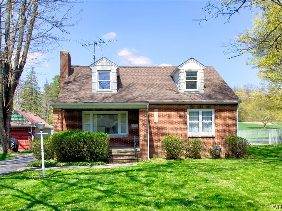1st image of 154 East Ave