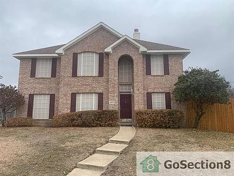 1st image of 2903 Country Cir