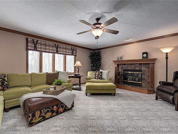 4th image of 1523 Scenic Ln