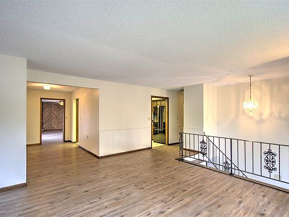 5th image of 1325 Nolan Ct
