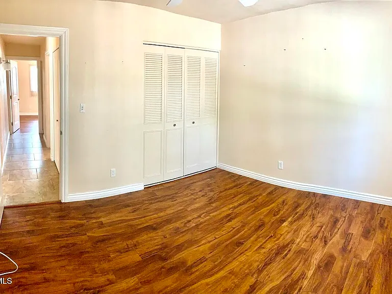 15611 N 57th Ln — Photo 17