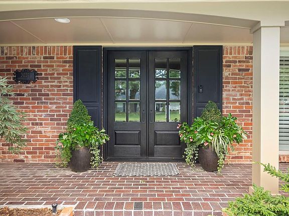 3rd image of 3024 Cornwall Pl