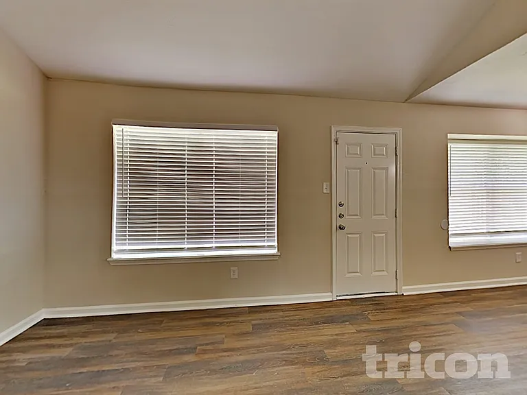 12211 Haroldson Forest Dr — Photo 19