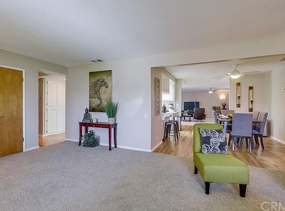 3rd image of 12172 Onyx Cir