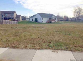 416 Parkview Dr, Rochester, IL 62563