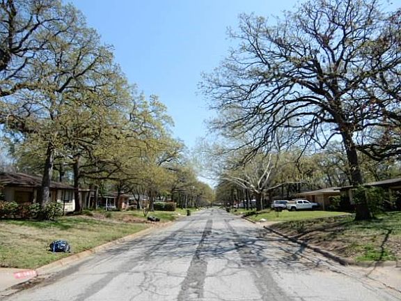 5th image of 1414 Bluebonnet Trl