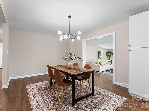 5th image of 5316 Rupert Ln