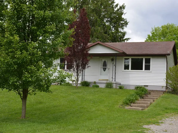84 Chapman Ave, Weston, WV 26452