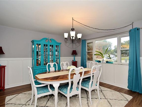 4th image of 699 Lodge Dr