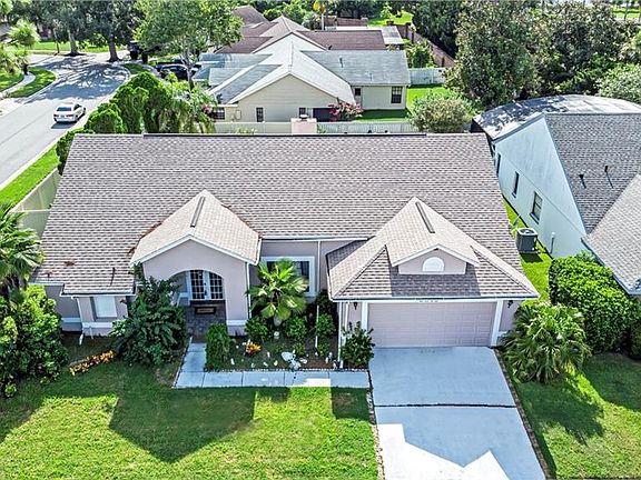 Home For Sale In Hunters Creek