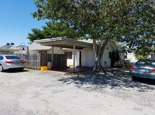 9162 SW 5th St APT D, Boca Raton, FL 33428