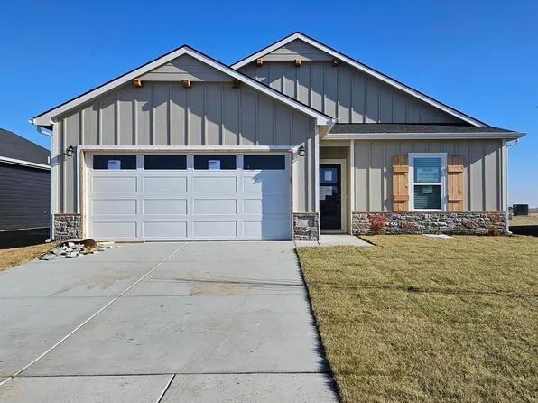 1502 N Sedgwick St, Garden Plain, KS 67050