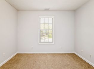 300 Bubble Creek Ct UNIT 4, Fayetteville, NC 28311