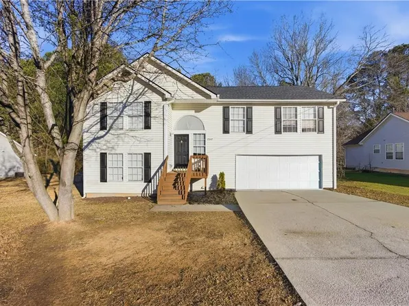 7347 Bramble Oak Dr, Douglasville, GA 30134
