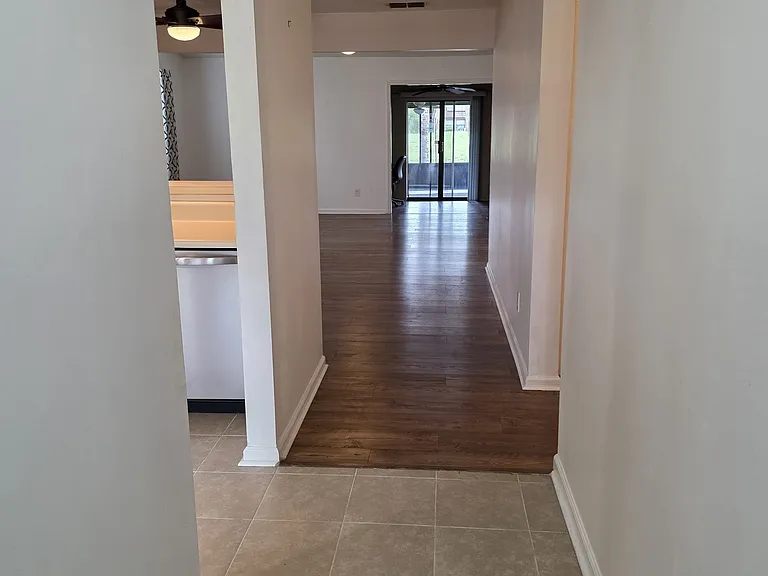 35086 Whispering Oaks Blvd — Photo 6