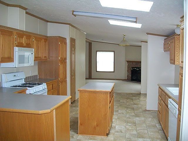 2nd image of 114 Carmell St