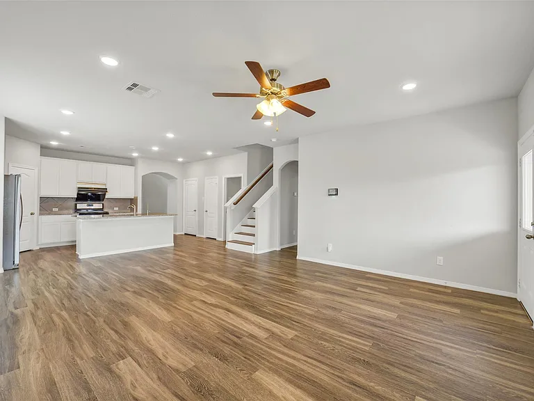 8506 Lagosta Ln — Photo 13