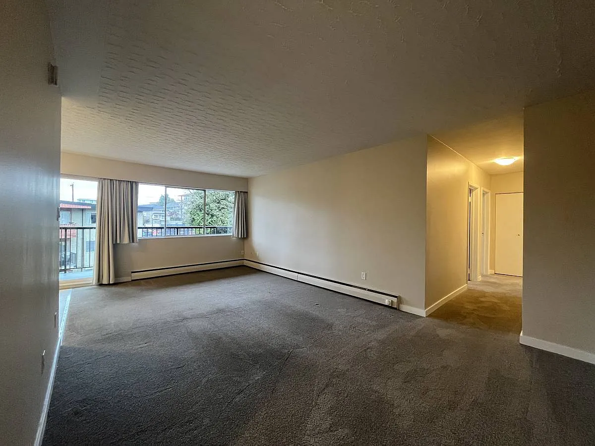 Braemar Court — Photo 1
