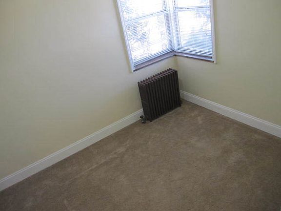 5th image of 5 S Bryant Ave #B05