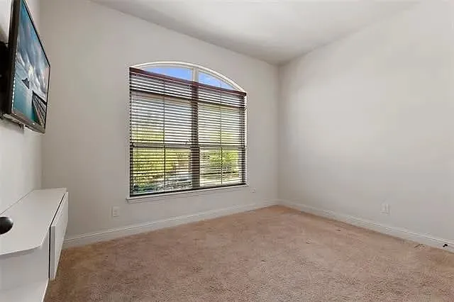 4849 Empire Way — Photo 26