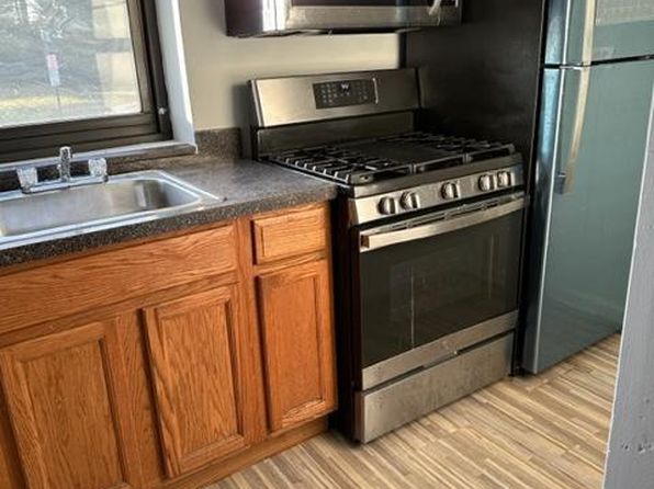 34 N Long Beach Rd APT 2L