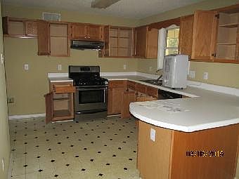 4th image of 402 Mount Vernon Ct