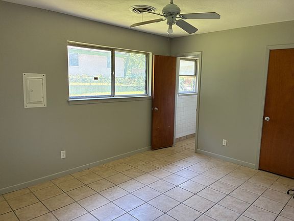2nd image of 4700 Shady Hill Dr