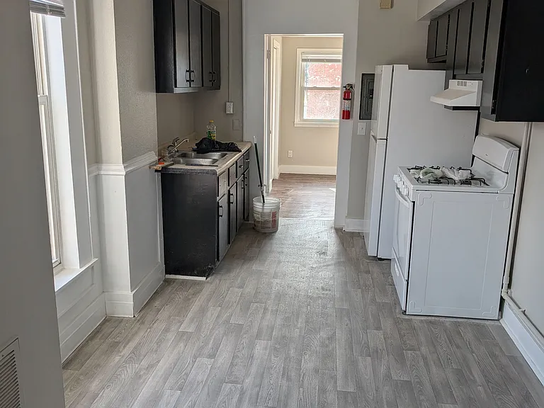 1605 White St #3 — Photo 6