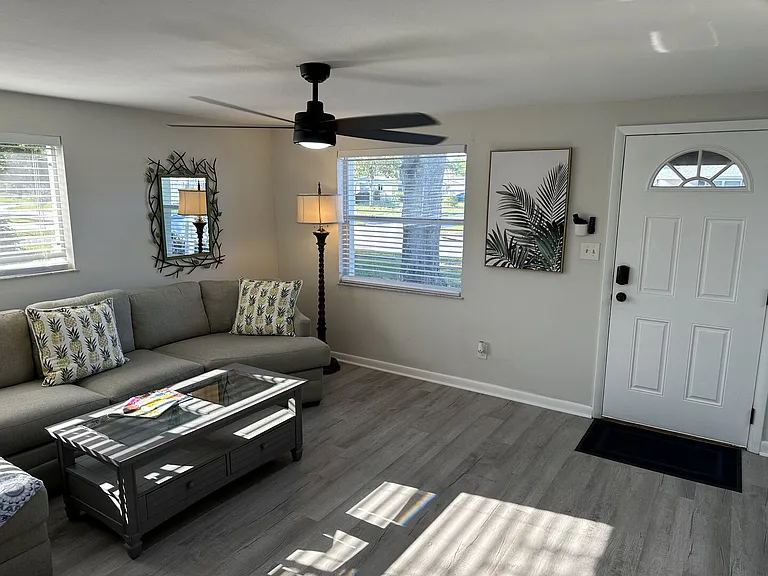 Southern Comfort Dr — Photo 2
