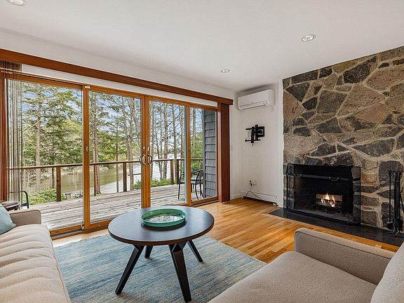 5th image of 10 Great Cove Drive