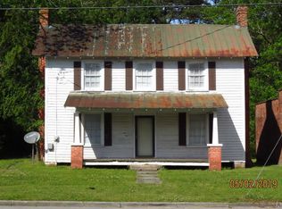 110 E Main St, Creswell, NC 27928