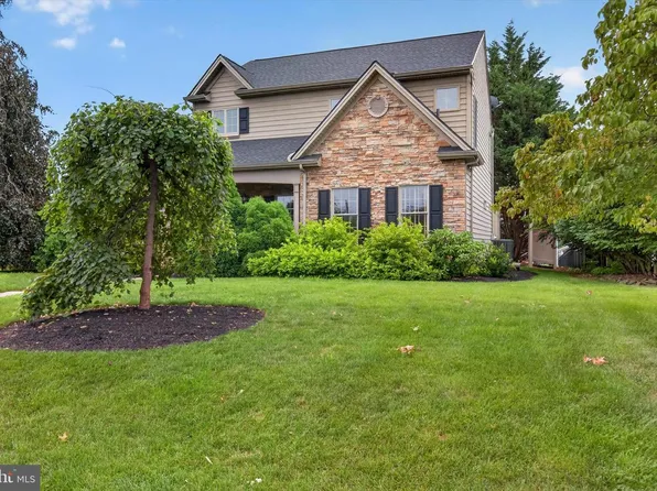 506 W Caracas Ave, Hershey, PA 17033