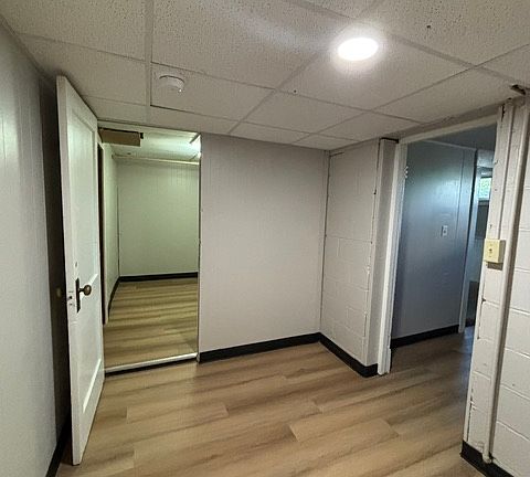4th image of 516 Medary Ave #B