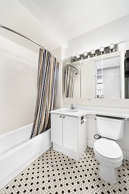 Rented by Compass | media 4