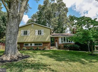 3508 Country Hill Dr, Fairfax, VA 22030