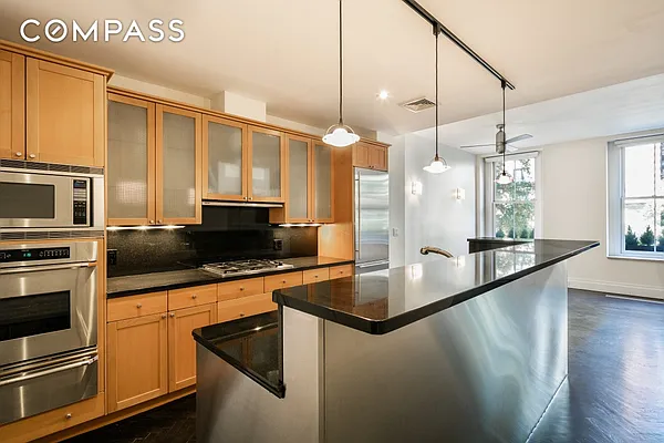 Rented by Compass | media 19