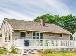 7 Elliot Rd, Mashpee, MA 02649