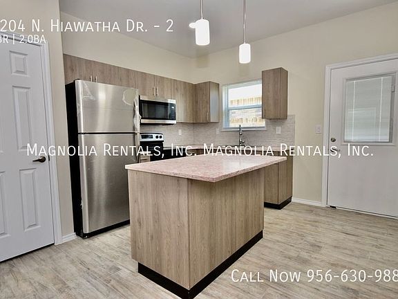 5th image of 5204 N Hiawatha Dr APT 2