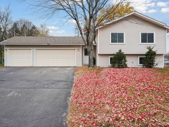 10400 Cavell Ave S, Bloomington, MN 55438