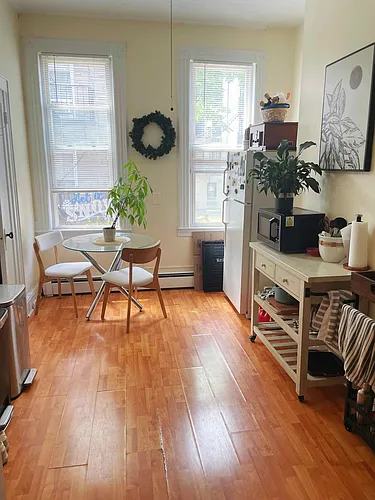 526 Adams St Photo 1
