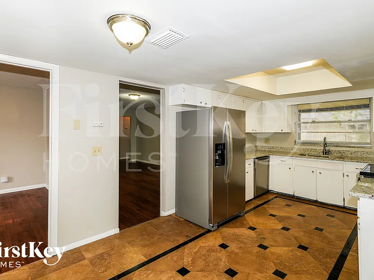 3816 Fieldflower Ct — Photo 8