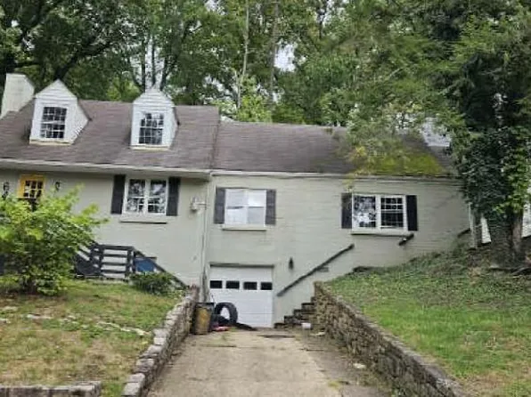 64 Marne Dr, Huntington, WV 25705