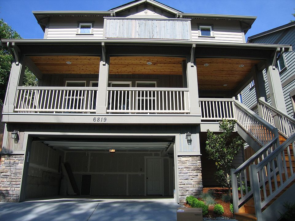 view of house from street