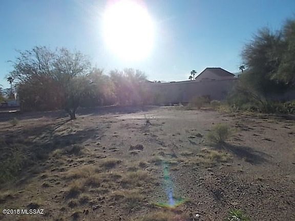 81-85 W Duval Road 001