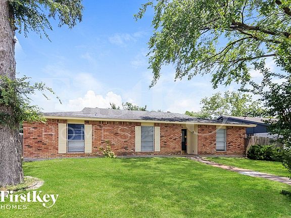 2nd image of 3317 Kenwood Dr